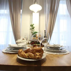  Apartament Vintage At Basilica Węgry