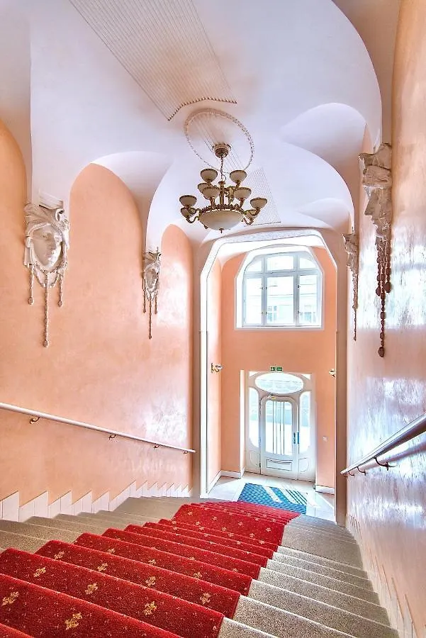 Bear Fountain Residence Prague Apartment