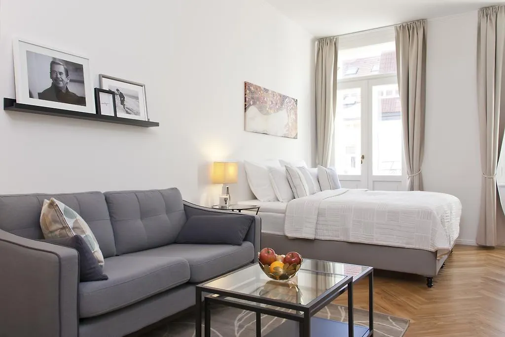 Apartment Bear Fountain Residence Prague